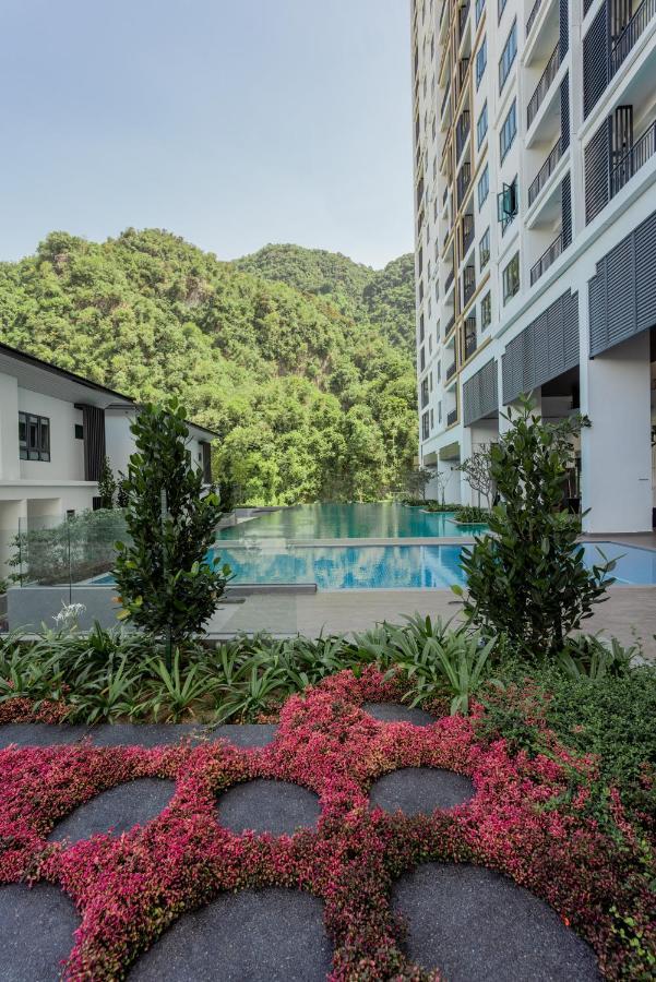Ipoh Tambun Lost World Sunway Onsen Suites Luna 2R2B 8Paxs Экстерьер фото